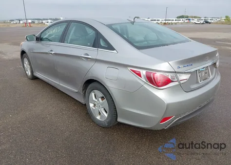 2011 Hyundai Sonata Hybrid from USA, damaged, VIN KMHEC4A40BA003270